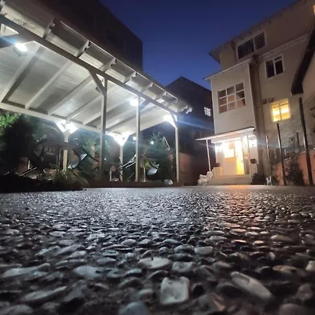 Life Hotel *